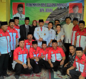 Foto Bersama Anggota Bekasi